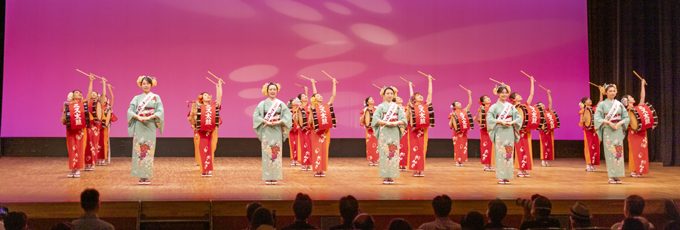 祭り会期8月1日～4日 中央通りにて